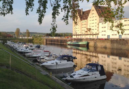 Abendstimmung - der Hafen im Frhjahr 2013